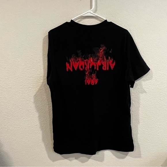 Jordan Air Jordan black graphic t with red flame detail size medium - Picture 6 of 9